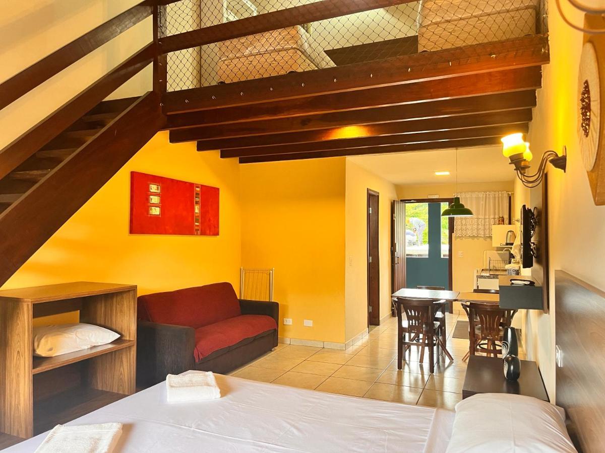 Delphin Apartamento 7 Ilhabela Esterno foto